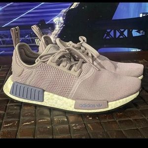 Womens NMD R1 Adidas in Soft Vision Raw Lilac running sneaker